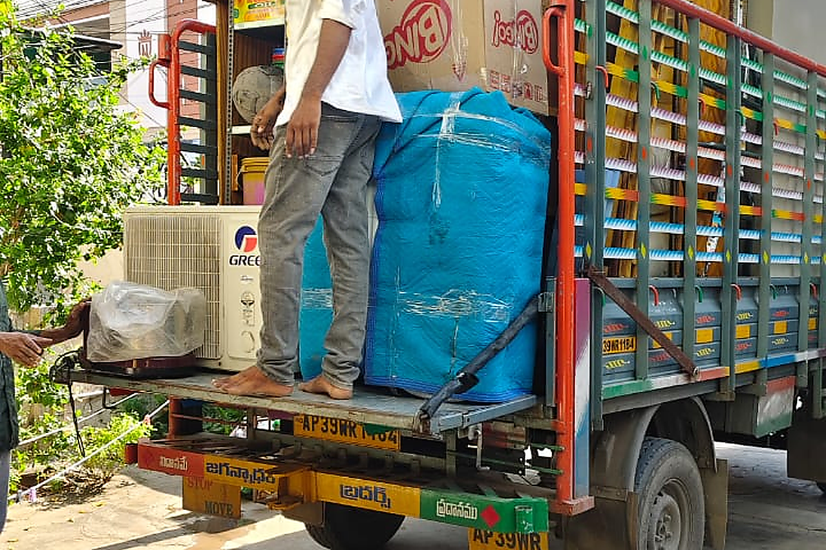 Loading & Unloading in Ongole